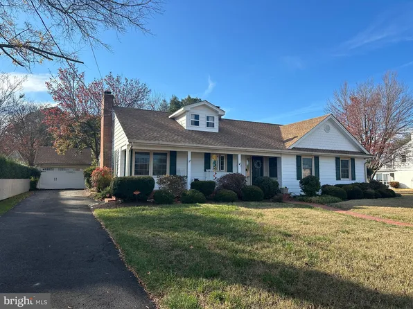 204 Oak St, Cambridge, MD 21613
