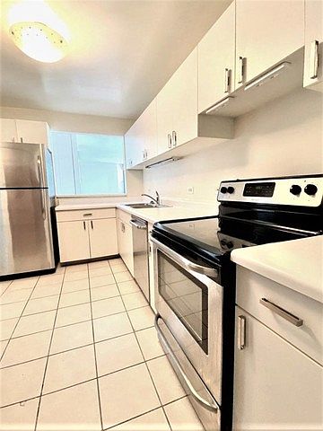 1st image of 3660 N Lake Shore Dr APT 3213