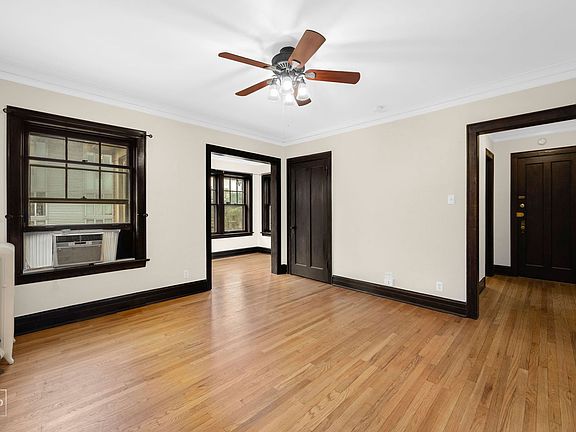 2nd image of 1146 Ontario St APT 3E