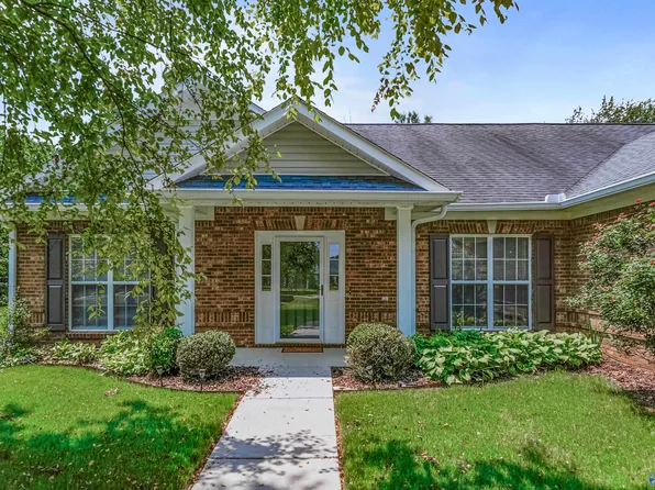 100 Autumn Glaze Dr, Meridianville, AL 35759