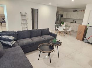 2165 SW 47th St #1, Fort Lauderdale, FL 33312