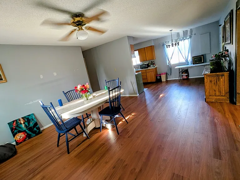 Highland Dr — Photo 2