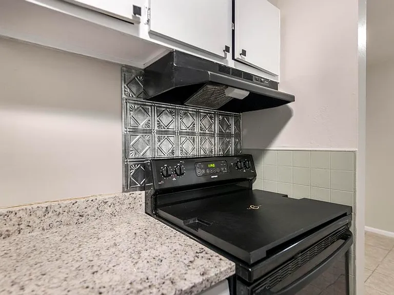 705 American Blvd — Photo 14