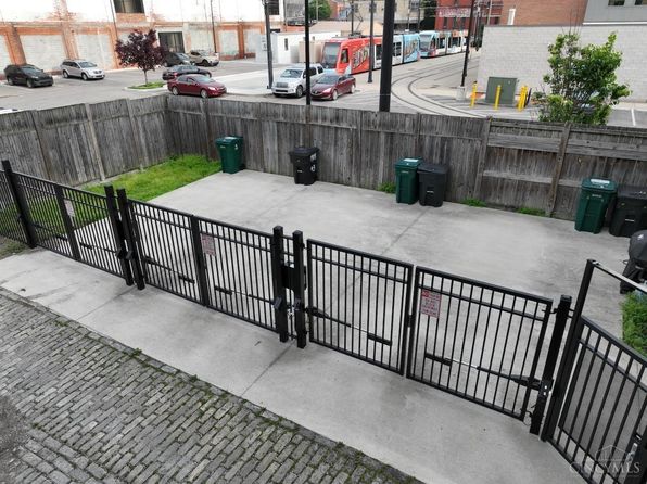1909 Race St #2, Cincinnati, OH 45202
