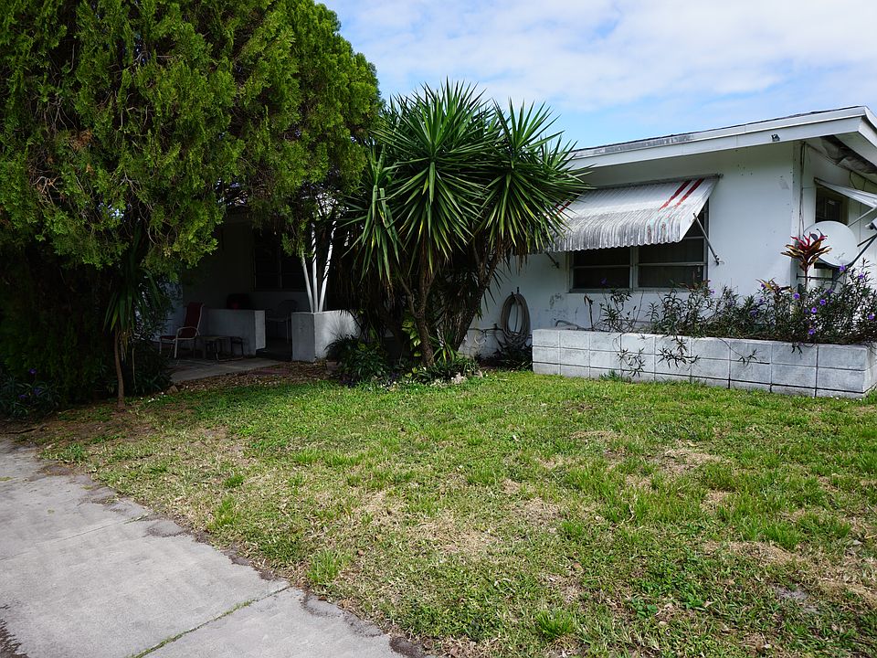 2nd image of 17265 N Miami Ave