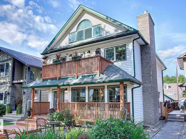 11126 52nd St NW, Edmonton, AB T5W 3H7