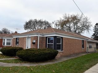 2710 Reuter St, Franklin Park, IL