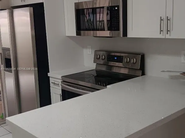 7885 W 29th Ln APT 101-15, Hialeah, FL 33018