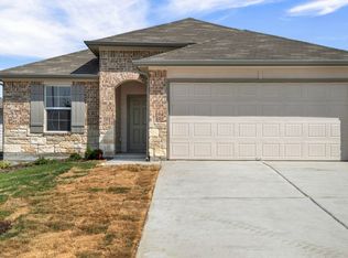 310 Addison Pl, Lockhart, TX 78644