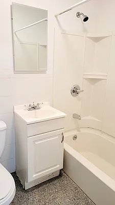 Rented by Taichi Fudosan | media 4