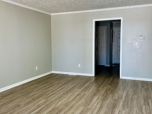 2nd image of 712 Pickett St