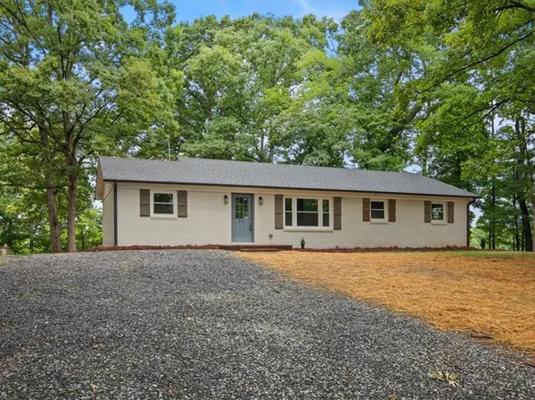 244 Atkinson Rd, Siloam, NC 27047