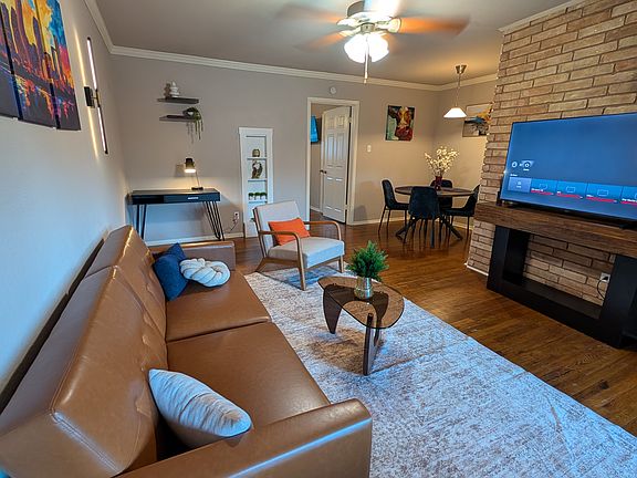4th image of 6218 Gehring St APT 22