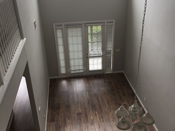4th image of 2371 Chatham Place Dr