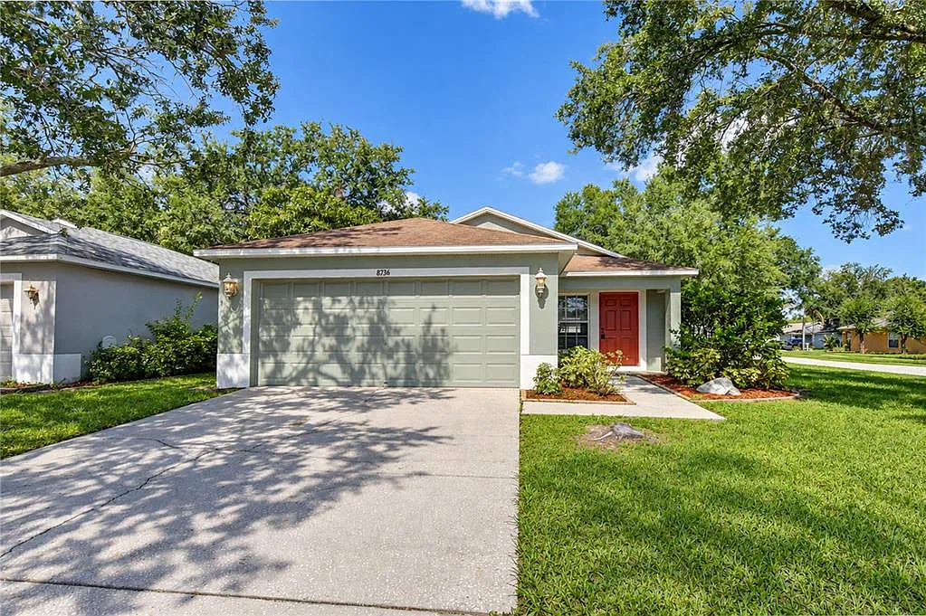 3 bed, 2.0 bath, 1340 sqft, $2,350 — Photo 1