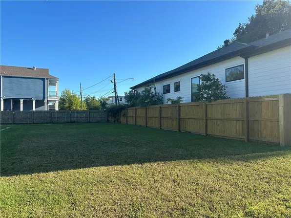 3442 Magnolia St, New Orleans, LA 70115