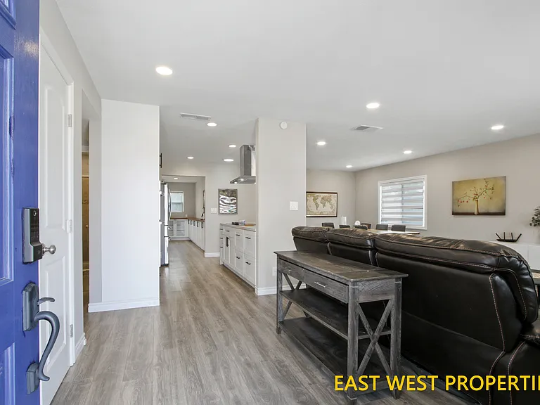 6942 Santa Rita Ave — Photo 7