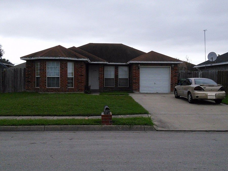 1st image of 2730 Normandy St