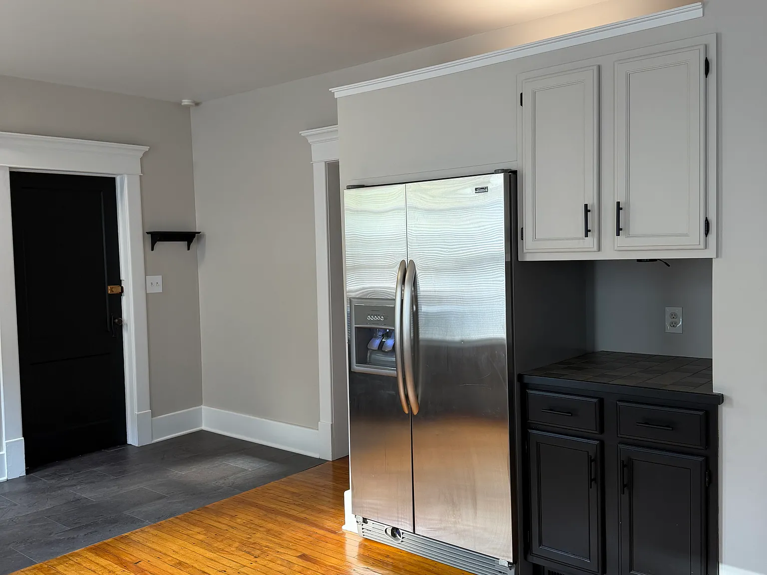 2 bed, 900 sqft, $1,450 — Photo 2