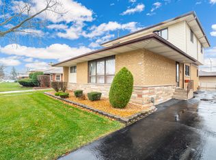 5315 Oakdale Dr, Oak Lawn, IL 60453