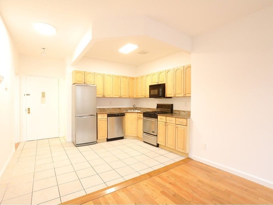 1st image of 47-40 11th St #3R