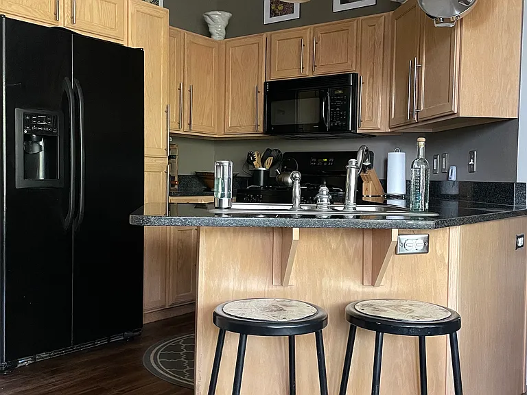 8300 Meadowview Dr #L23 — Photo 16