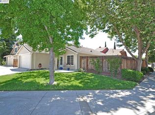 1586 Parkside Ct, Tracy, CA 95376