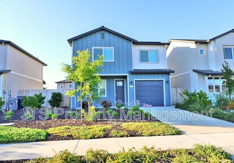 5 Oak Manor Way — Photo 1