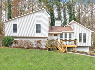 806 Moonlit Ln NW, Acworth, GA 30102