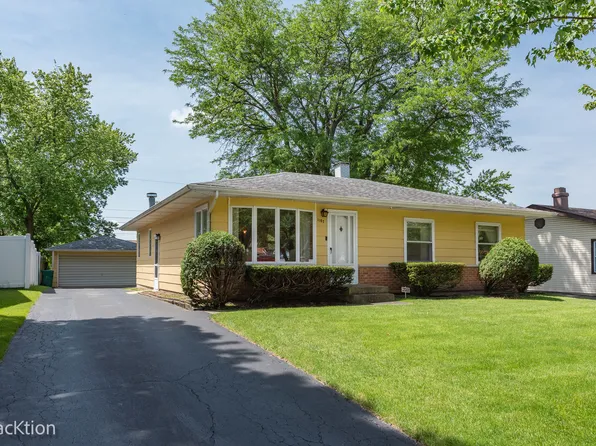1107 Coral Dr, Lockport, IL 60441