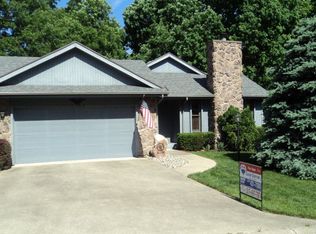 3122 Woodland Trce, Danville, IL 61832