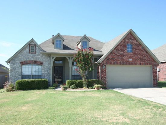 825 E Vancouver St, Broken Arrow, OK 74012
