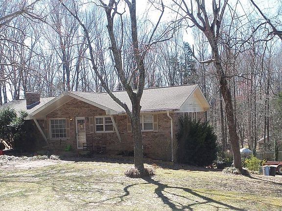 2nd image of 139 Cedar Dr