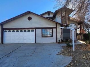 45839 York Pl, Lancaster, CA 93534