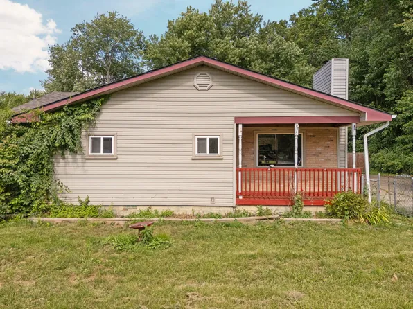 20061 Wilmot Rd, Belleville, MI 48111