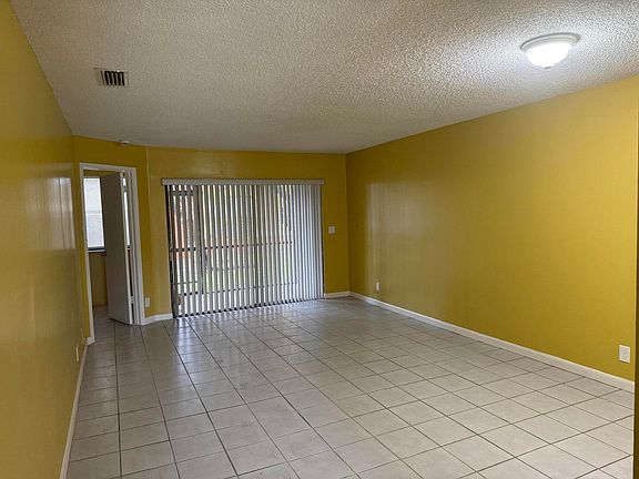 3rd image of 2541 NW 56th Avenue #1-19