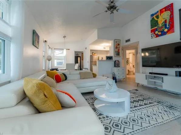 12670 Equestrian Cir APT 2204, Fort Myers, FL 33907