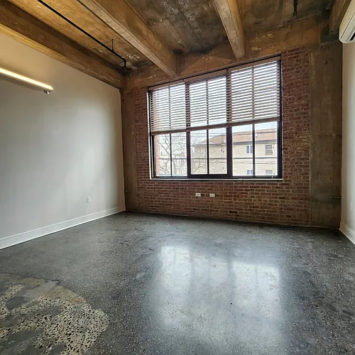 225 McWhorter St #210 Photo 1