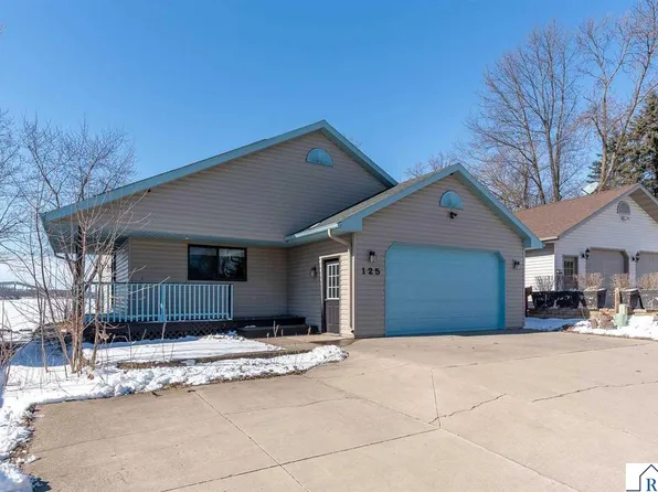 125 Willow Point Dr, Elysian, MN 56028