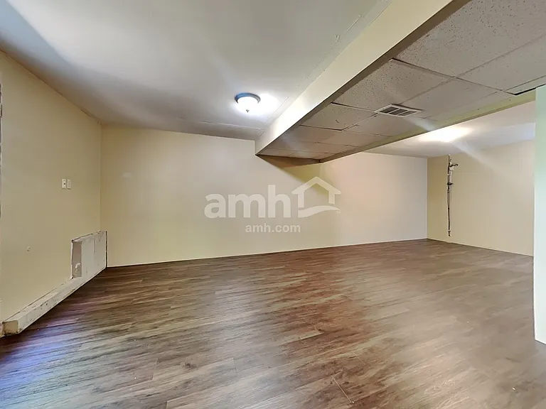 2132 Lunar Ln — Photo 20
