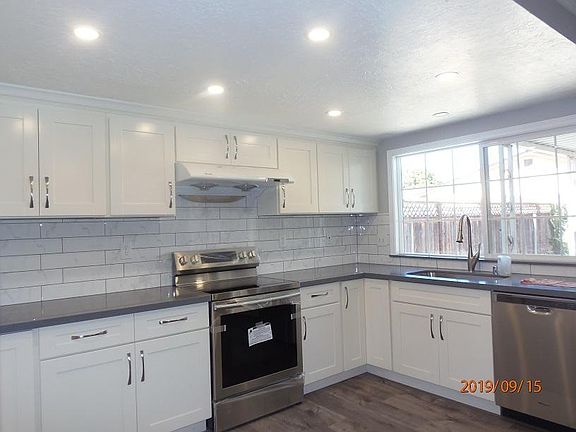 4th image of 33048 Arizona St