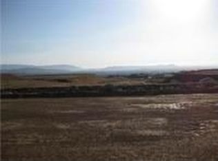 450 Wrightwood Ct, Riverside, CA 92506