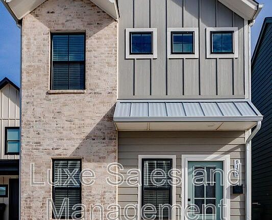 3rd image of 618 W 2nd St Suite 110