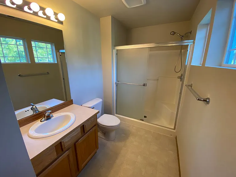 1253 Griggs St — Photo 10