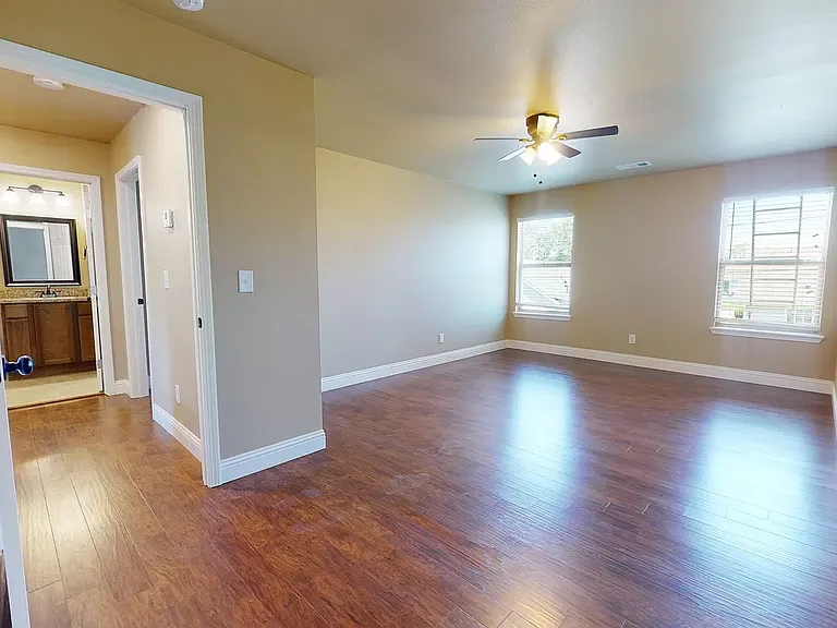 3822 Windwood Ln — Photo 13