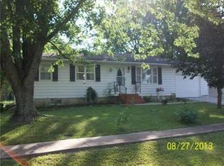 305 Fir St, Garden City, MO 64747
