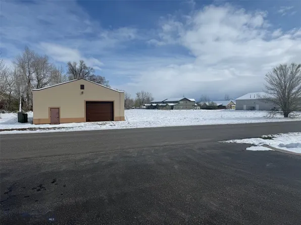 131 Northstar Ln, Bozeman, MT 59718