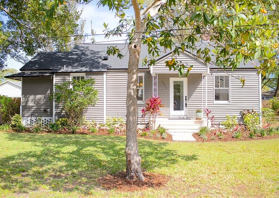 1st image of 1855 CLOVERLAWN AVENUE