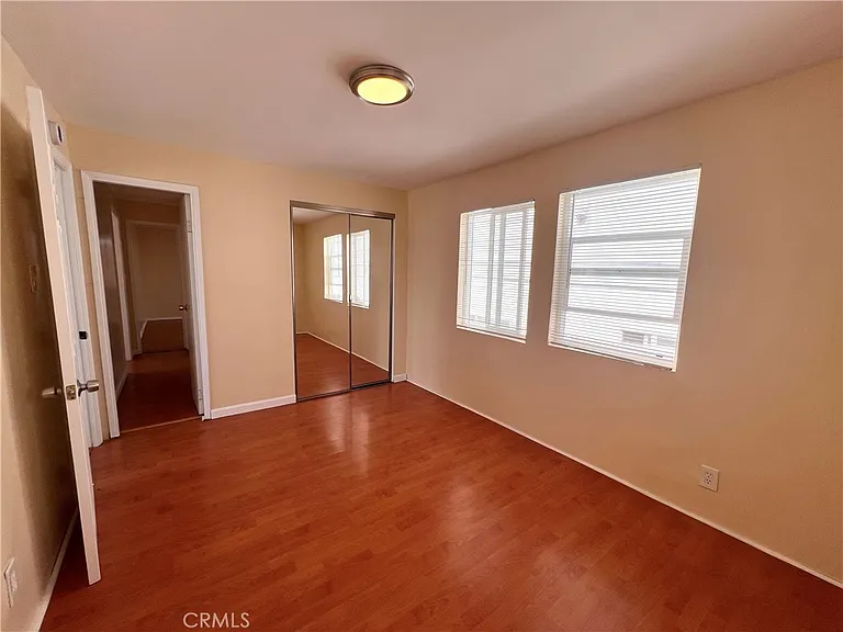 12924 Prairie Ave #C — Photo 9