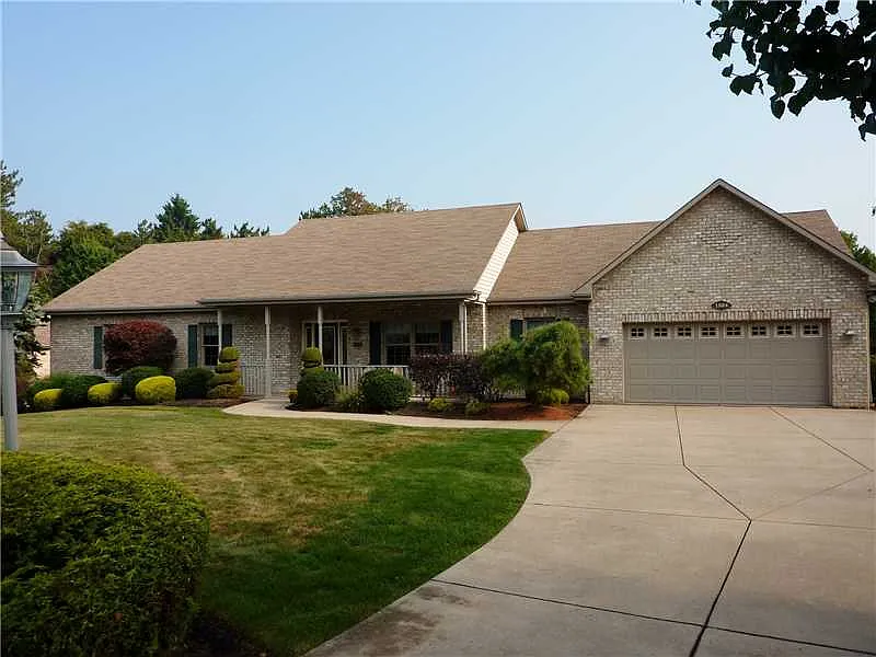 1804 Madison Dr photo 1